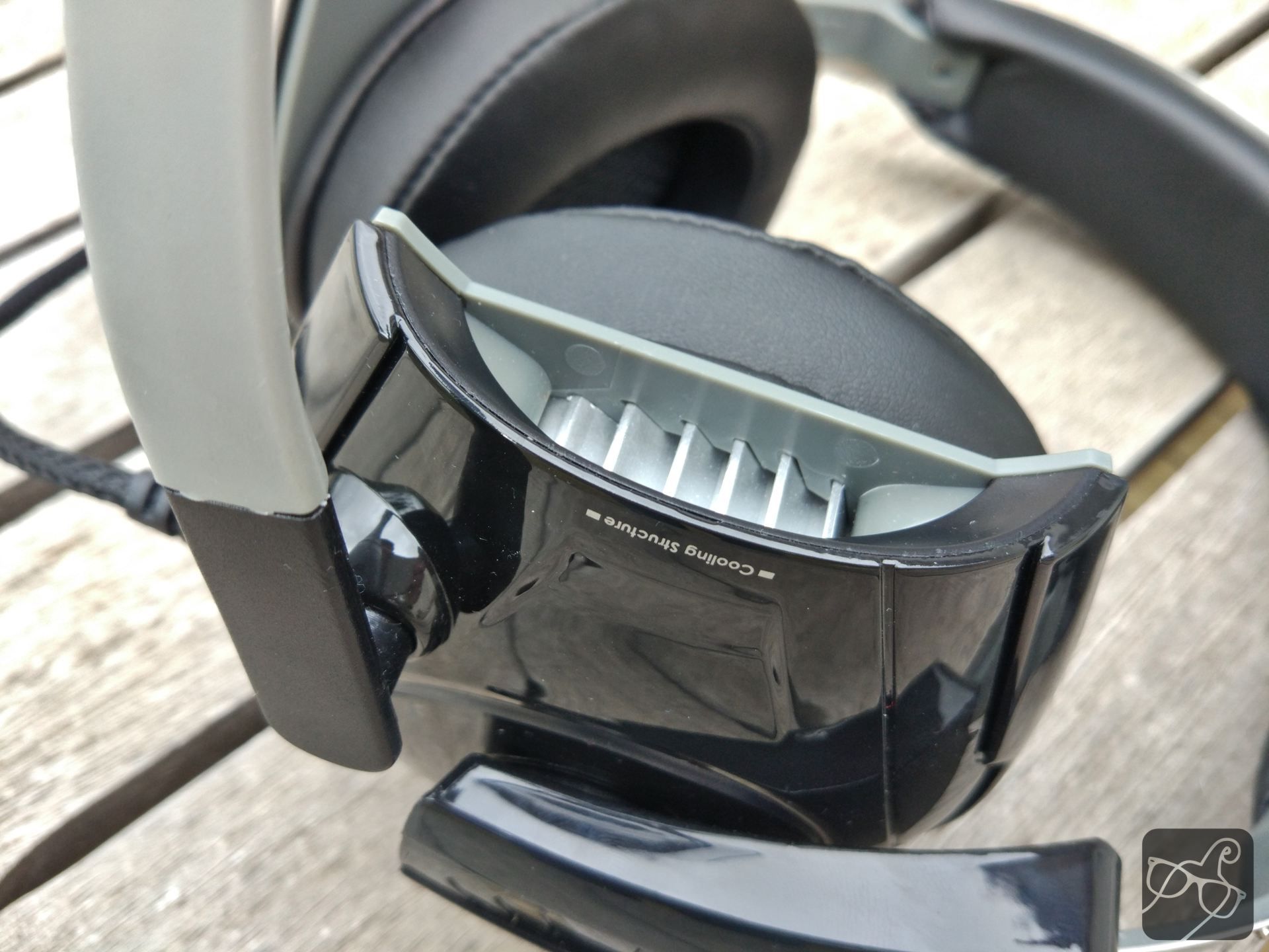 p/test-l-hephaestus-p1-retour-d-experience-d-un-casque-a-vibrations-pour-joueur/1520195380_default