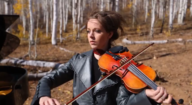 Une reprise de Halo par Lindsey Stirling