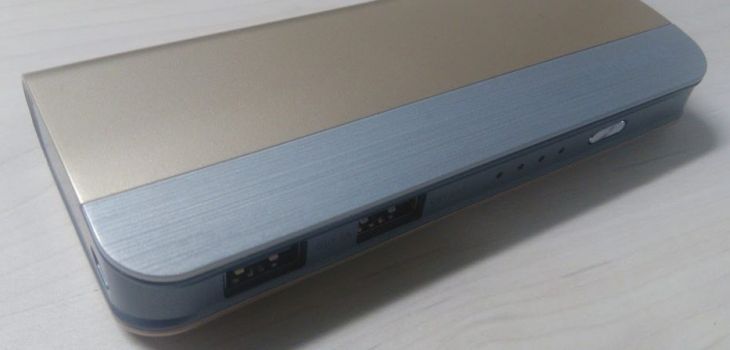 [TEST] Power Bank double-sorties Lumsing